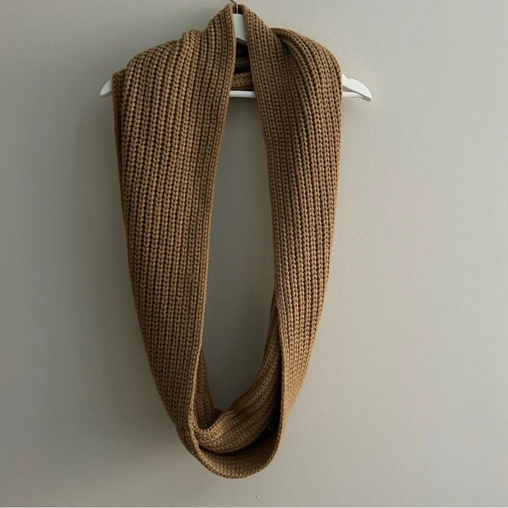 J. Crew Scarf Tan Brown Infinity Chunky Waffle Knit Solid Cozy Ribbed Neutral